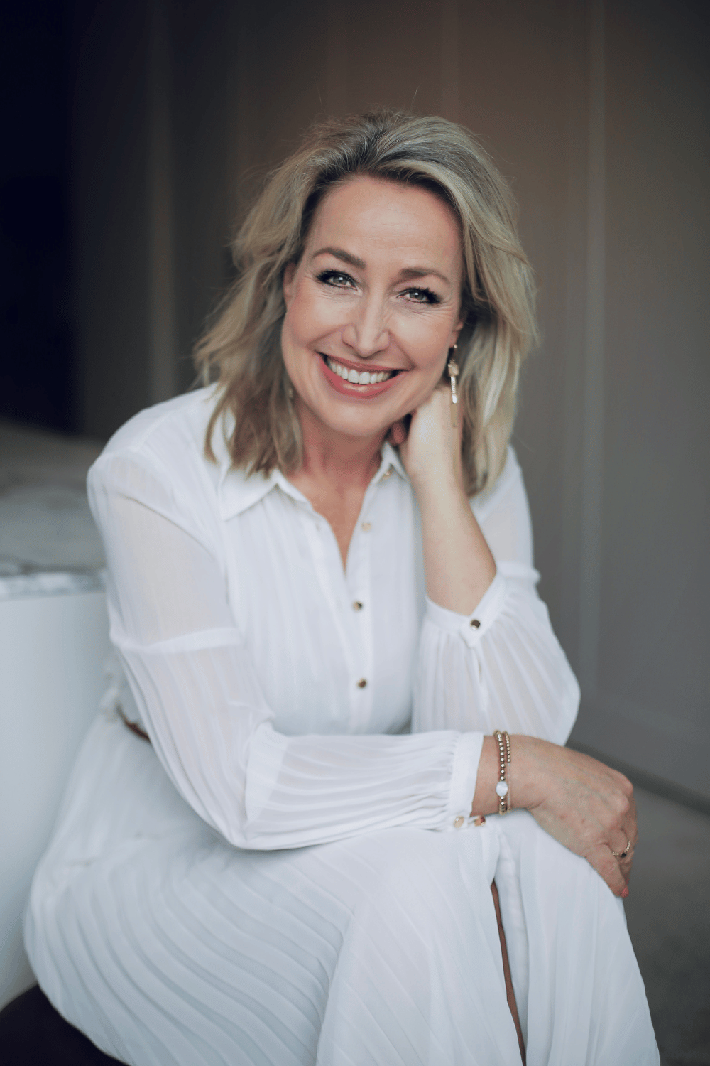 Hi, Ik ben Miranda. Mijn missie is om alle vrouwen zich een '10' te laten voelen in de kleding die ze dragen.